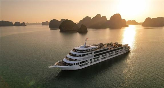 Tour Du thuyền Ambassador Vịnh Hạ Long 1 ngày